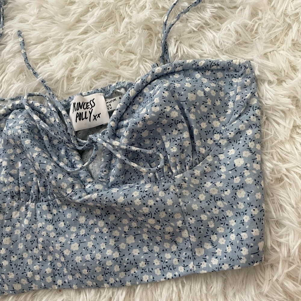 princess polly blue floral crop tank top